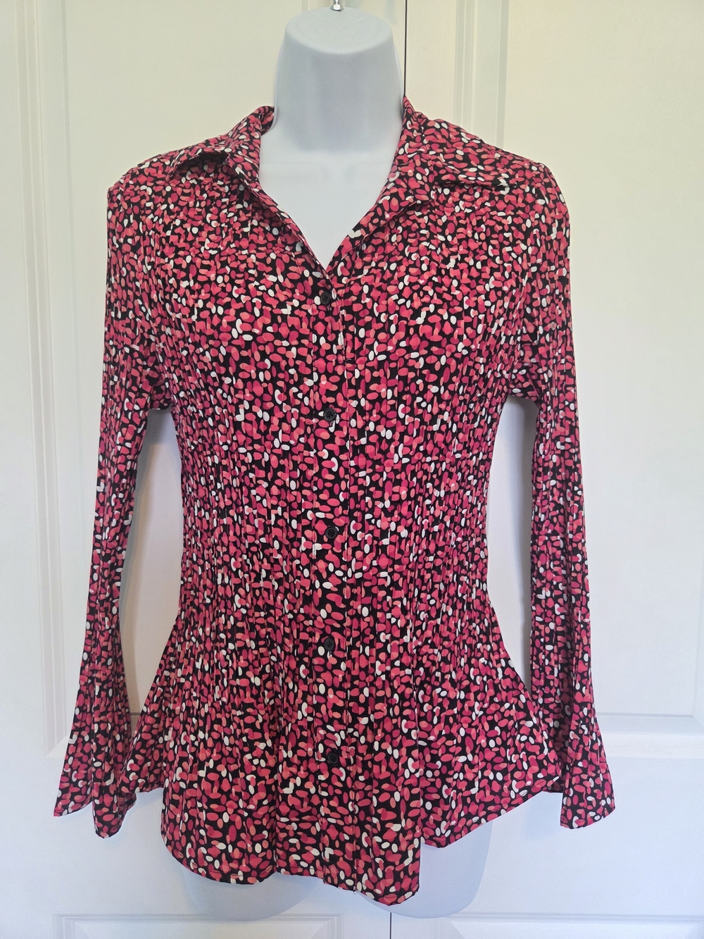 East 5th Pink and Black Printed Button-Front Long Sleeve Top